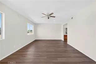 18360 Collins St, Tarzana, CA 91356 - Photo 35