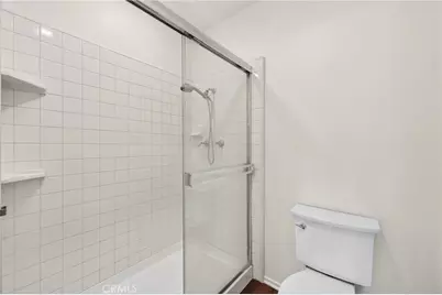 18360 Collins Street #E, Tarzana, CA 91356 - Photo 43