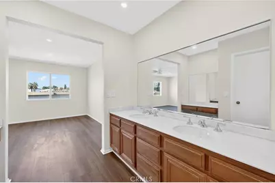 18360 Collins Street #E, Tarzana, CA 91356 - Photo 45