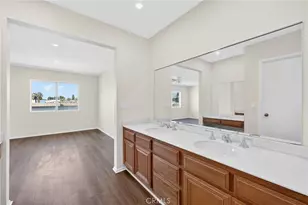 18360 Collins St, Tarzana, CA 91356 - Photo 45