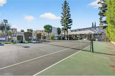 18360 Collins Street #E, Tarzana, CA 91356 - Photo 63