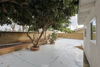 17230 San Lorenzo Circle, Fountain Valley, CA 92708 - Photo 25