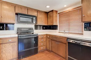 8409 Dory, Huntington Beach, CA 92646 - Photo 17