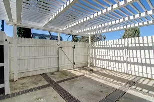 8409 Dory, Huntington Beach, CA 92646 - Photo 27