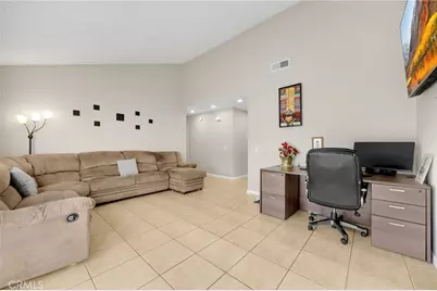 12585 Yorba, Chino, CA 91710 - Photo 9