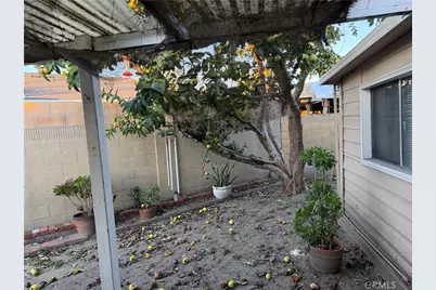 1439 W Kiama, Anaheim, CA 92802 - Photo 33