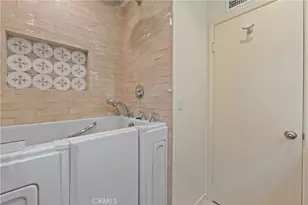 19905 Meadows Ct, Cerritos, CA 90703 - Photo 31