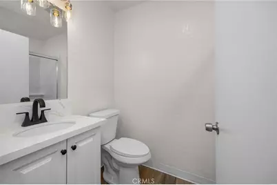 600 W 3rd Street #B205, Santa Ana, CA 92701 - Photo 19