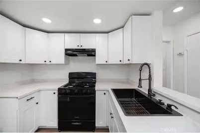 600 W 3rd Street #B205, Santa Ana, CA 92701 - Photo 5