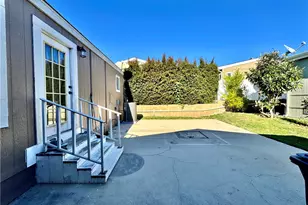 23301 Ridge Route Dr, Laguna Hills, CA 92653 - Photo 19