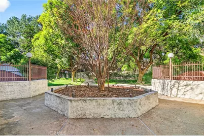 4210 Via Arbolada #220, Los Angeles, CA 90042 - Photo 43