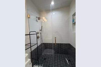 425 Terraine #A, Long Beach, CA 90814 - Photo 11