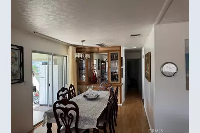 34 Pine Via, Anaheim, CA 92801 - Photo 13