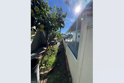 34 Pine Via, Anaheim, CA 92801 - Photo 7