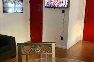 1364 61st E 61st, Los Angeles, CA 90001 - Photo 11