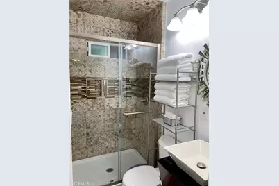 1364 61st E 61st, Los Angeles, CA 90001 - Photo 27