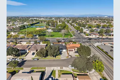 2029 W Flora, Santa Ana, CA 92704 - Photo 47