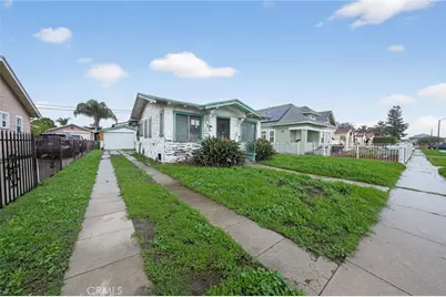 1305 W 84th, Los Angeles, CA 90044 - Photo 3
