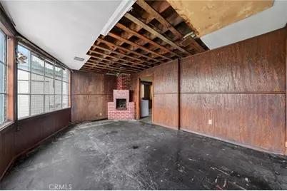 1305 W 84th, Los Angeles, CA 90044 - Photo 29