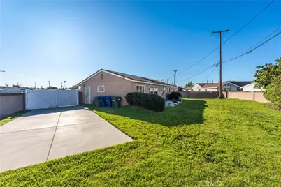 6657 Lassen, Buena Park, CA 90620 - Photo 23