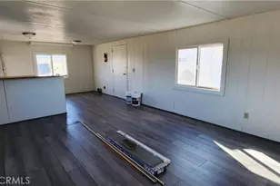 6042 Milne Rd, Landers, CA 92285 - Photo 17