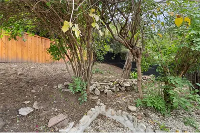 5850 Burwood Avenue, Los Angeles, CA 90042 - Photo 17