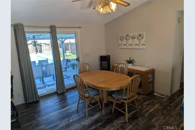 13182 Begonia, Victorville, CA 92392 - Photo 5