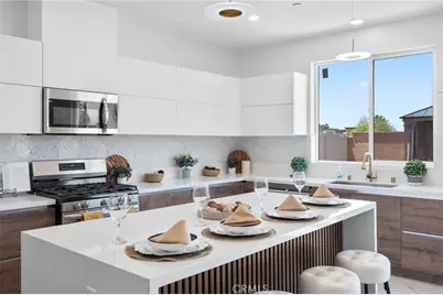 14416 Buvan Court, Moreno Valley, CA 92555 - Photo 13