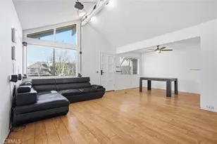 933 S Downey, Anaheim, CA 92804 - Photo 9