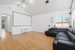 933 S Downey, Anaheim, CA 92804 - Photo 7