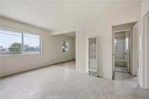 5914 S Hoover, Los Angeles, CA 90044 - Photo 3