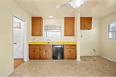 6426 E Belice Street, Long Beach, CA 90815 - Photo 13