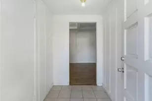 608 W 52nd, Los Angeles, CA 90037 - Photo 27