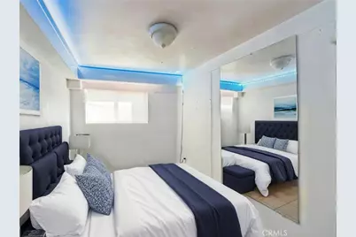 608 W 52nd, Los Angeles, CA 90037 - Photo 21