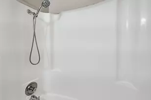 5585 E Pacific Coast Hwy, Long Beach, CA 90804 - Photo 29