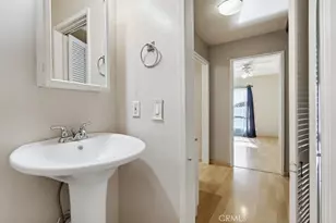 5585 E Pacific Coast Hwy, Long Beach, CA 90804 - Photo 31