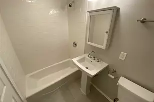 432 E 6th St, Long Beach, CA 90802 - Photo 7