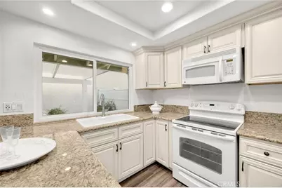 21141 Via Canon, Yorba Linda, CA 92887 - Photo 3