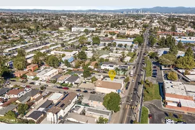 10527 Compton, Los Angeles, CA 90002 - Photo 25