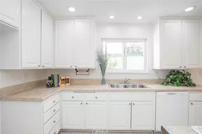 8206 Gordon, Buena Park, CA 90621 - Photo 9