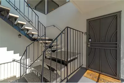 2699 E 20th, Signal Hill, CA 90755 - Photo 17