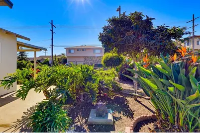 1086 W 13th, San Pedro, CA 90731 - Photo 27