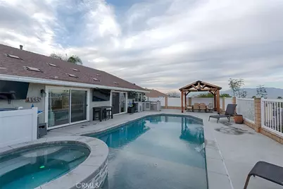 2015 W Ontario, Corona, CA 92882 - Photo 5