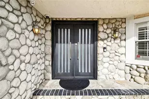 19361 Plummer St, Northridge, CA 91324 - Photo 5