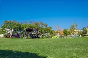 111 Fixie, Irvine, CA 92618 - Photo 27