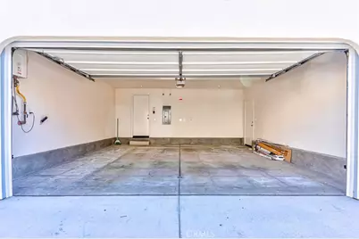 111 Fixie, Irvine, CA 92618 - Photo 27