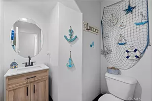 32650 San Clemente, Lake Elsinore, CA 92530 - Photo 11