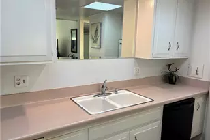 1460 Pelham Rd, Seal Beach, CA 90740 - Photo 21