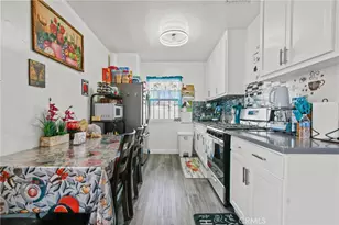 8717 Avalon, Los Angeles, CA 90003 - Photo 21