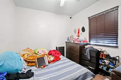 8717 Avalon, Los Angeles, CA 90003 - Photo 7